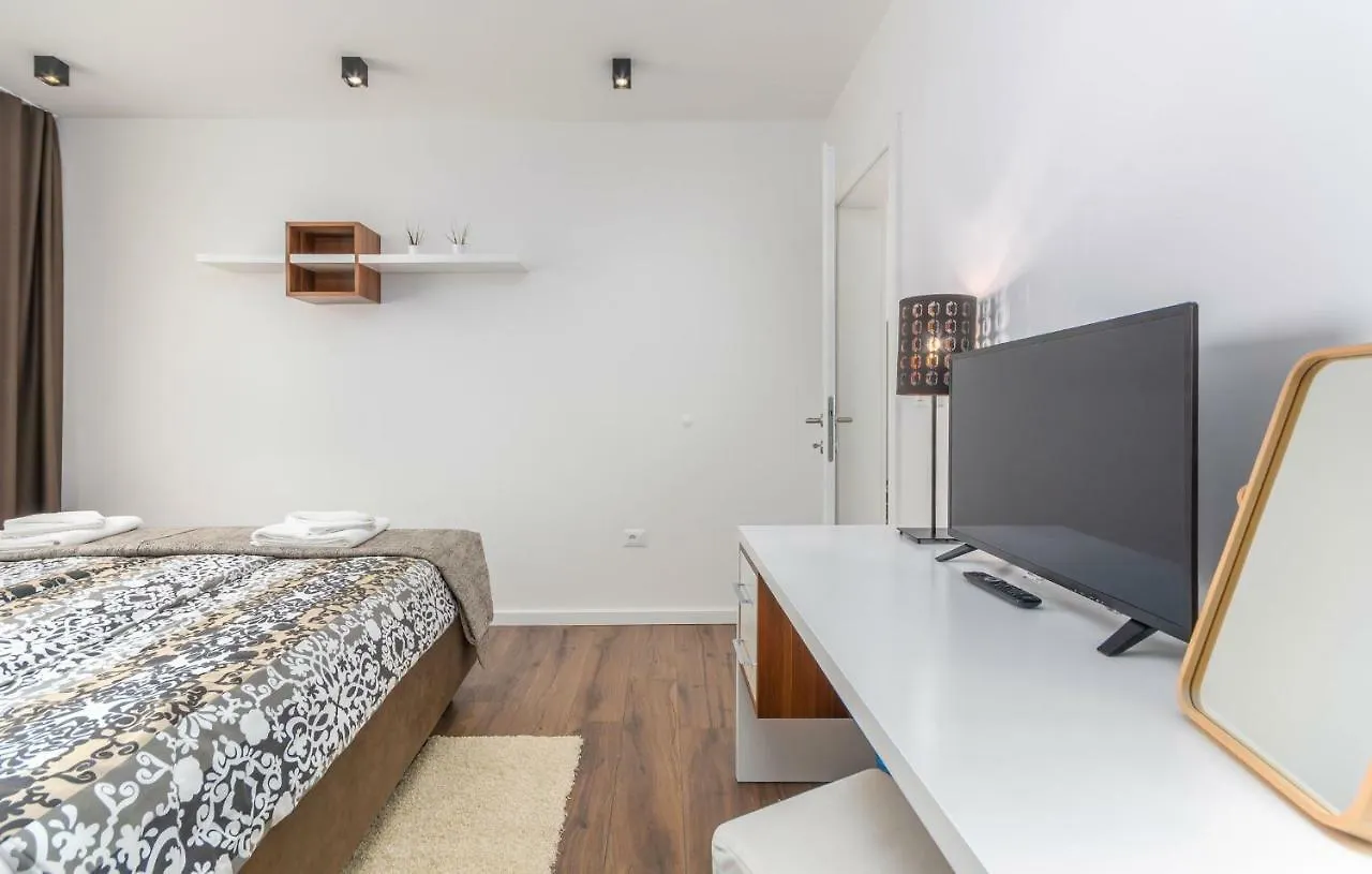 Villa Petra 0*, Novigrad (Istria)