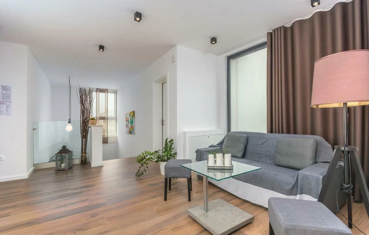 Villa Petra  Novigrad (Istria)
