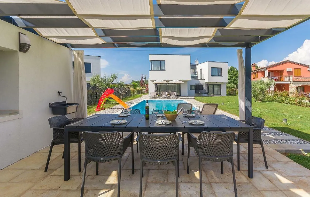 Villa Petra